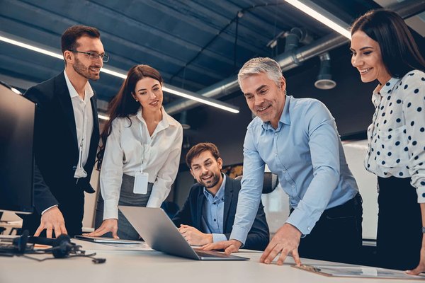 How can real estate projects incorporate digital twins for enhanced facility management and occupant experience?