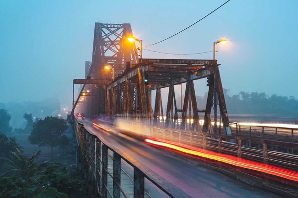 What Are the Cognitive and Social Benefits of Engaging Elderly in Digital Storytelling Workshops?